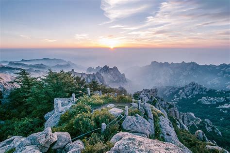 如何坐車去嶗山?嶗山之名與其獨特的地理位置和風景，讓我們從不同角度來探討如何前往這個 mystical 地點。